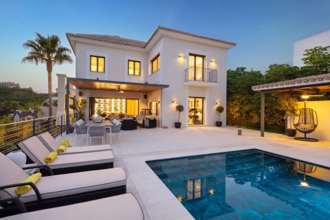 Villa for sale El Herrojo, Malaga, Spain 6 bedrooms, 850 sq.m. No. 53583 - photo 1