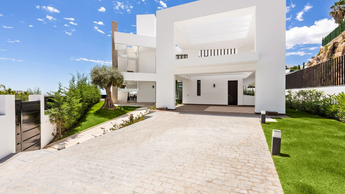 Villa à La Alqueria-El Paraíso, Malaga, Espagne 5 chambres, 862 m2 No. 53380