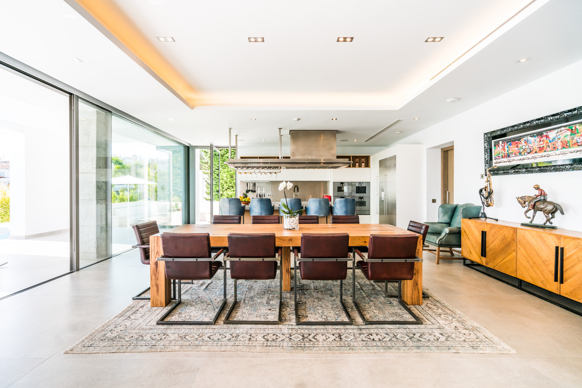 Villa in Nueva Andalucia, Malaga, Spain 11 bedrooms, 1150 sq.m. No. 53506