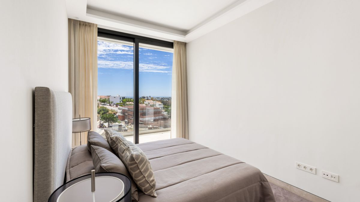 Villa à La Alqueria-El Paraíso, Malaga, Espagne 5 chambres, 862 m2 No. 53380