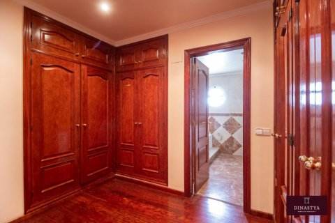 House for sale Tarragona, Spain 6 bedrooms, 280 sq.m. No. 53644 - photo 21