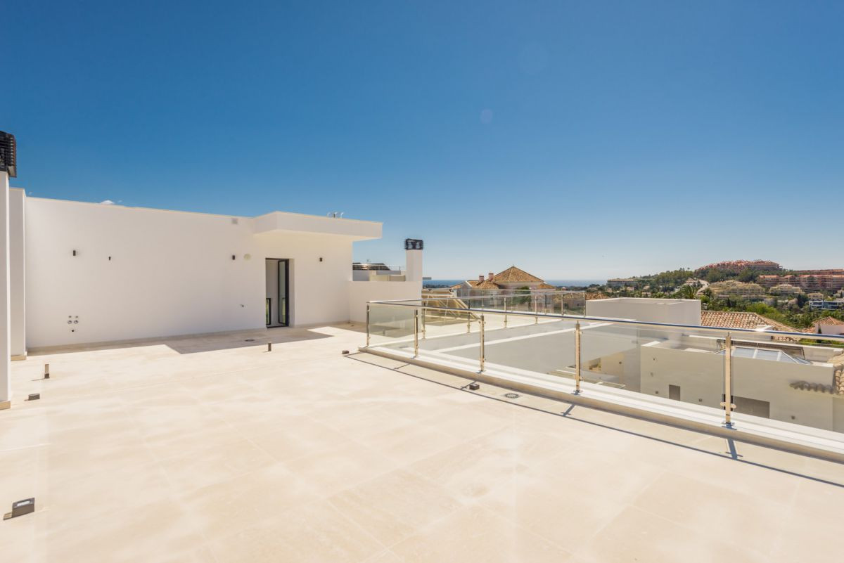Willa w Nueva Andalucia, Malaga, Hiszpania 4 sypialnie, 749 mkw. nr 53398