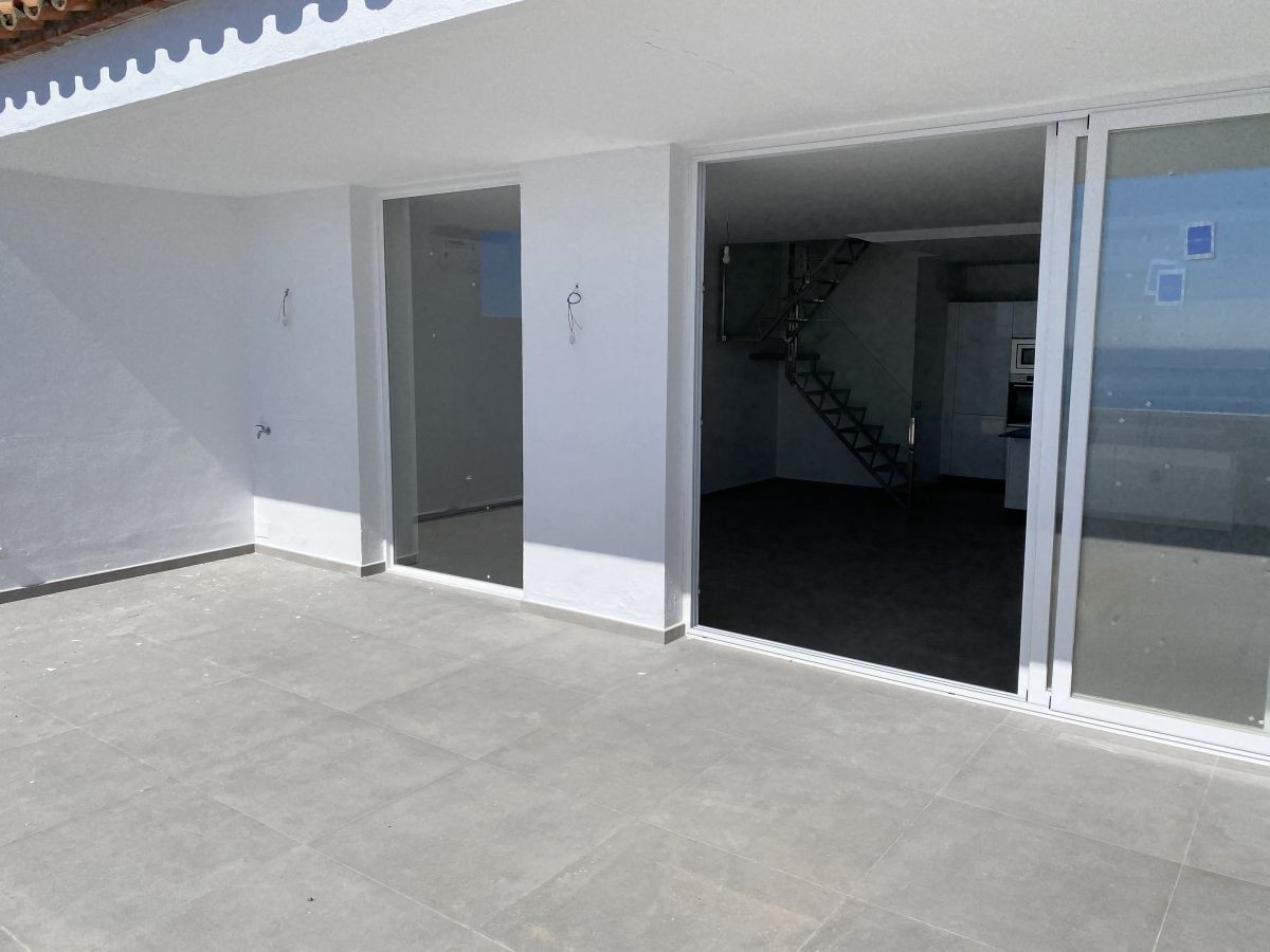 Penthouse in Estepona, Malaga, Spain 3 bedrooms, 139 sq.m. No. 53391