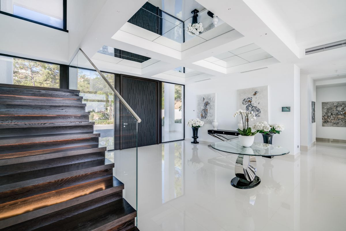 Villa i La Perla-Torremuelle, Malaga, Spanien 8 sovrum, 2500 kvm. Nr. 53369