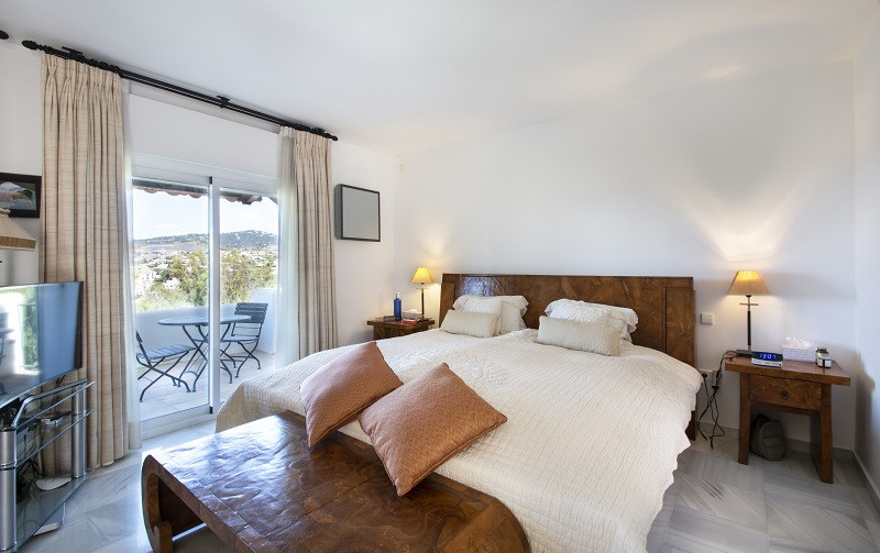 Villa en Nueva Andalucía, Málaga, España 5 dormitorios, 400 m2 No. 53559