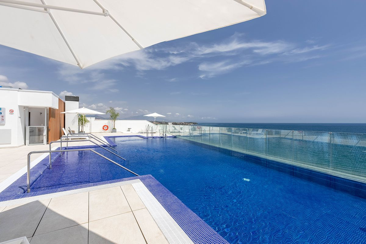 Wohnung in Estepona, Malaga, Spanien 4 Schlafzimmer, 230 m2 Nr. 53429