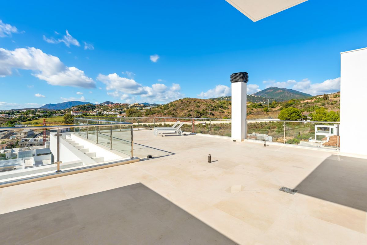 Willa w Nueva Andalucia, Malaga, Hiszpania 4 sypialnie, 749 mkw. nr 53398