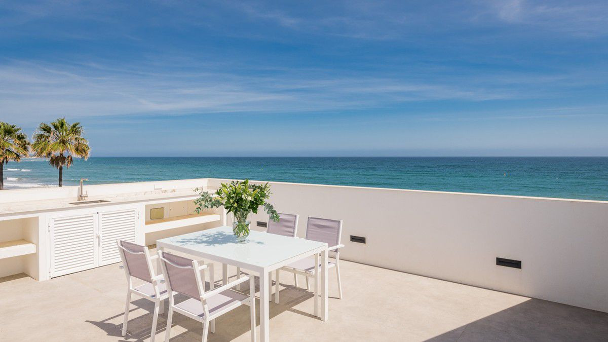 Villa Estepona, Malaga, Spānijā 5 istabas, 454 m2 Nr. 53410