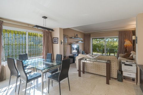 Apartment for sale in Marbella, Malaga, Spain 2 bedrooms, 152 sq.m. No. 53521 - photo 1