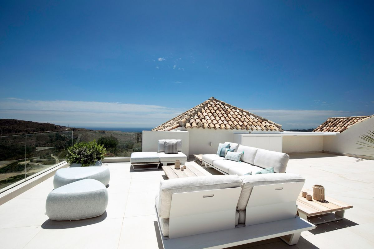Kattohuoneisto Benahavis, Malaga, Espanja 4 makuuhuonetta, 376 m2 No. 53411