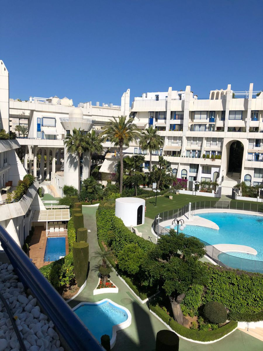 Penthouse in Marbella, Malaga, Spain 4 bedrooms, 344 sq.m. No. 53414
