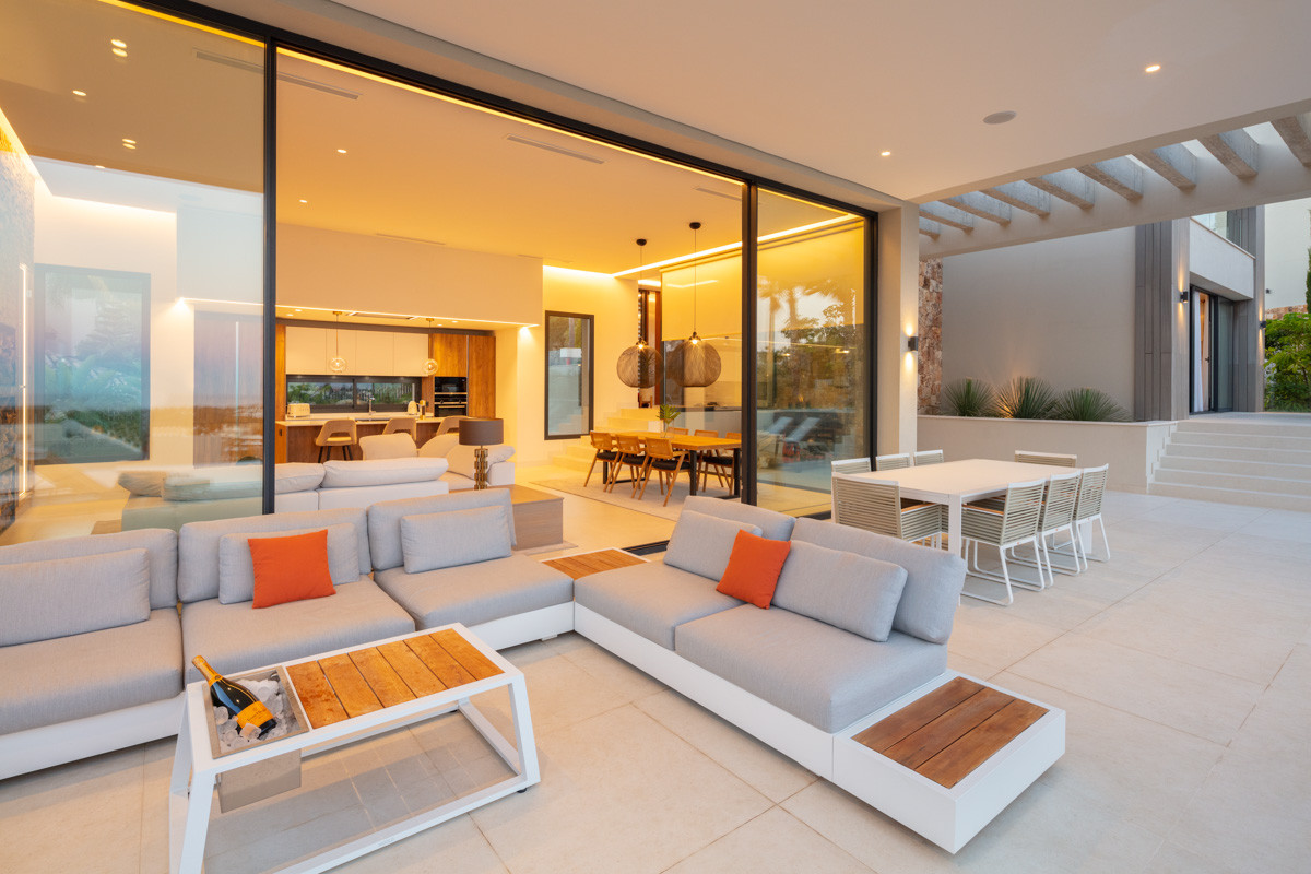 Villa in Nueva Andalucia, Malaga, Spanien 5 Schlafzimmer, 592 m2 Nr. 53558