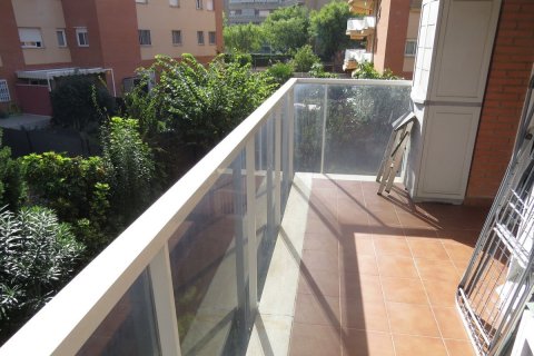 Apartment for sale in Salou, Tarragona, Spain 2 bedrooms, 100 sq.m. No. 53616 - photo 13