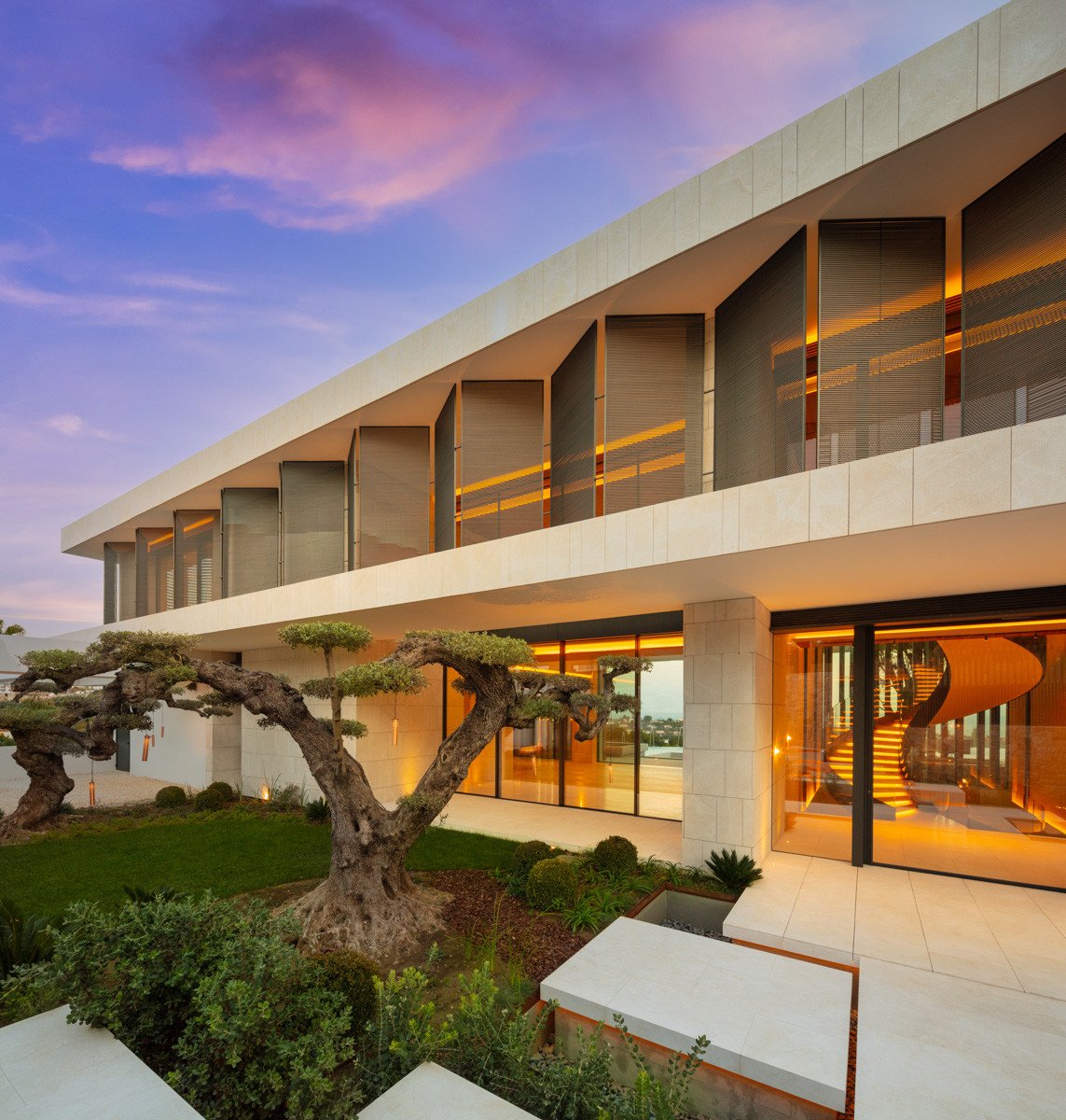 Villa in Benahavis, Malaga, Spanien 12 Schlafzimmer, 2470 m2 Nr. 53502