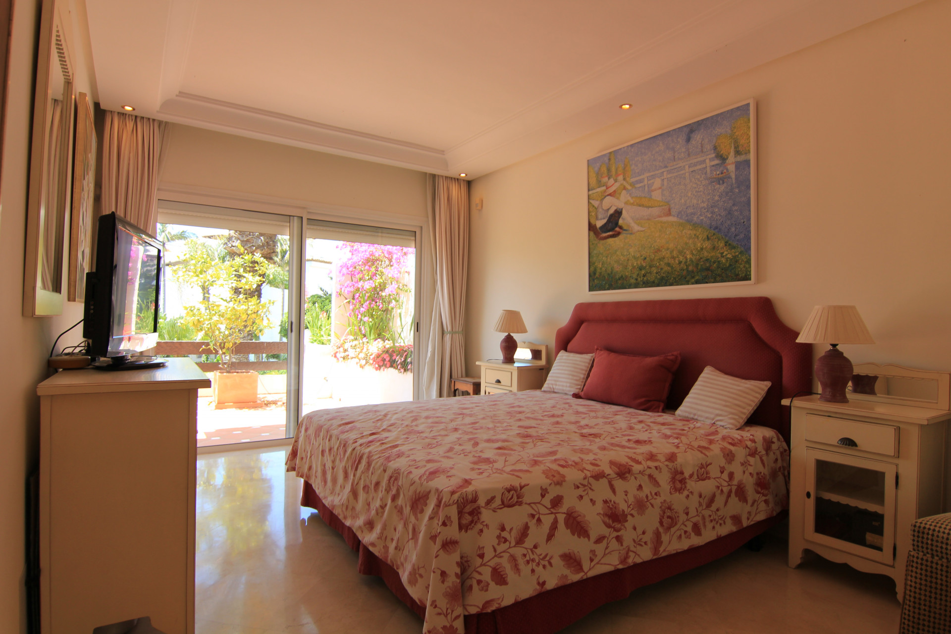 Duplex a Marbella, Malaga, Spagna 5 camere da letto, 475 mq. N° 53550