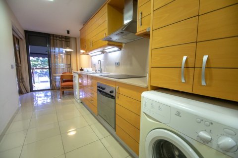 Apartment for sale in Salou, Tarragona, Spain 3 bedrooms, 115 sq.m. No. 53617 - photo 30