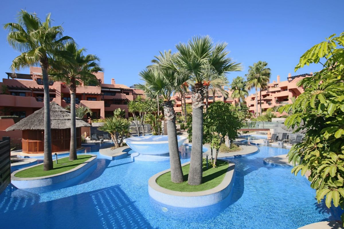 Apartament w Estepona, Malaga, Hiszpania 3 sypialnie, 183 mkw. nr 53399