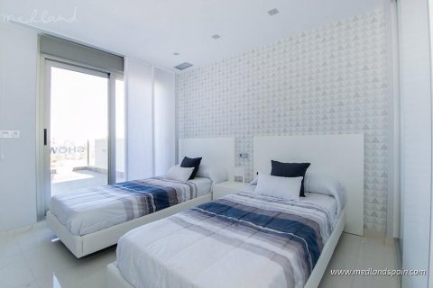 Villa for sale in Punta Prima, Menorca, Spain 4 bedrooms, 126 sq.m. No. 52454 - photo 7