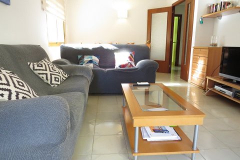 Apartment for sale in Salou, Tarragona, Spain 3 bedrooms, 103 sq.m. No. 53629 - photo 10