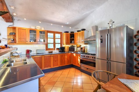 Villa for sale in Estepona, Malaga, Spain 2 bedrooms, 259 sq.m. No. 53368 - photo 29