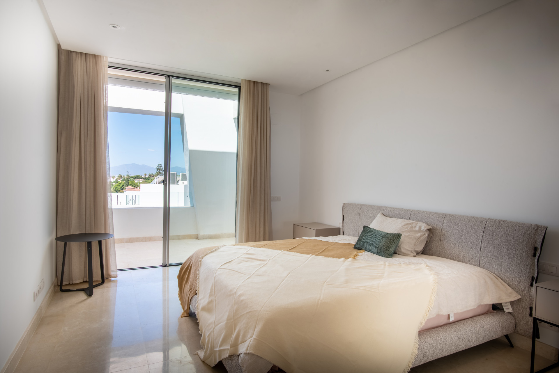 Radhus i Rio Real, Malaga, Spanien 4 sovrum, 170 kvm. Nr. 53522