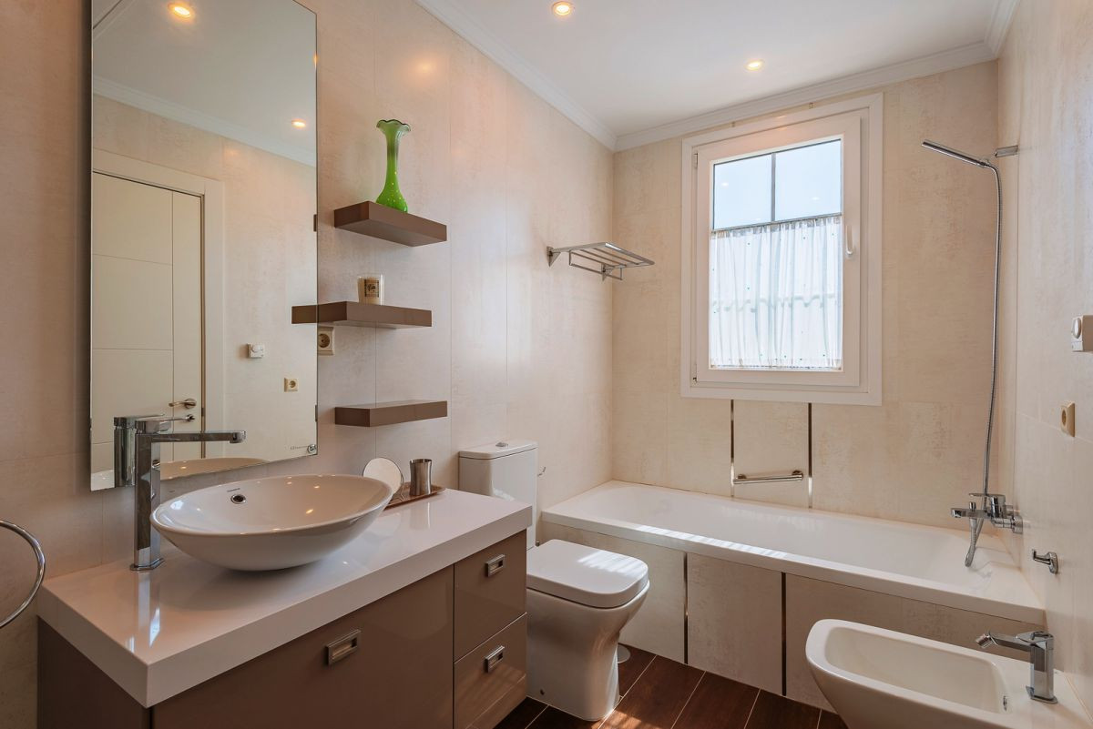 Huvila Marbella Golden Mile, Malaga, Espanja 7 makuuhuonetta, 696 m2 No. 53474