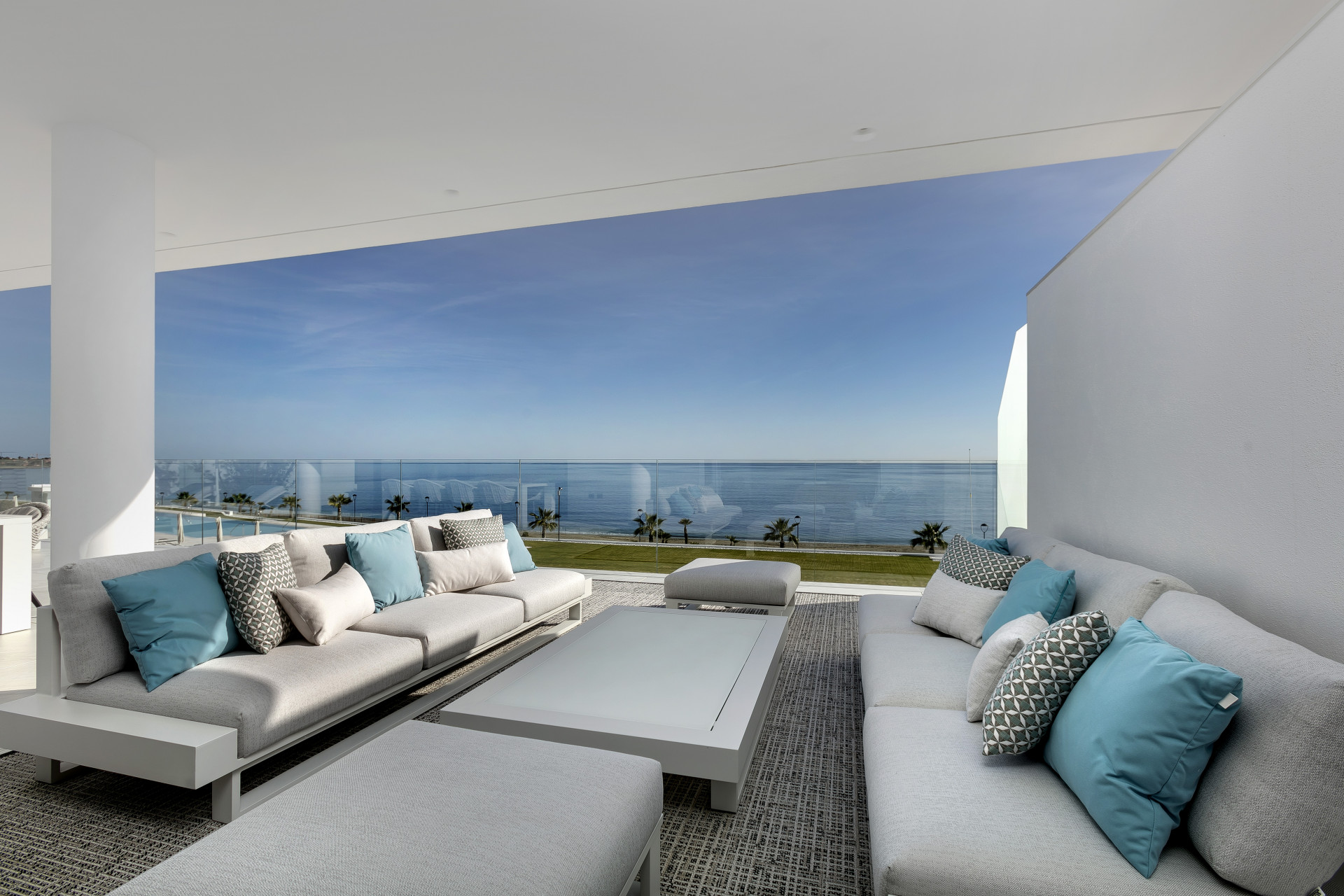 Apartament w Estepona, Malaga, Hiszpania 4 sypialnie, 300 mkw. nr 53525