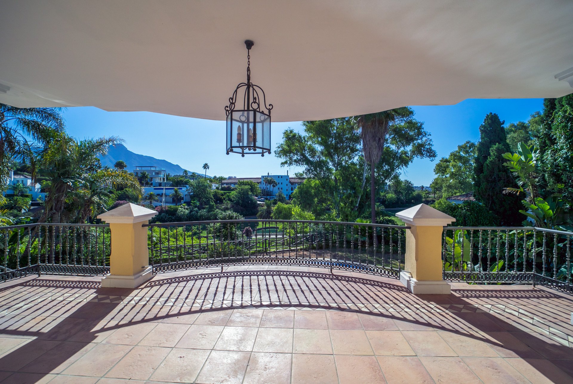 Huvila El Herrojo, Malaga, Espanja 6 makuuhuonetta, 579 m2 No. 53578