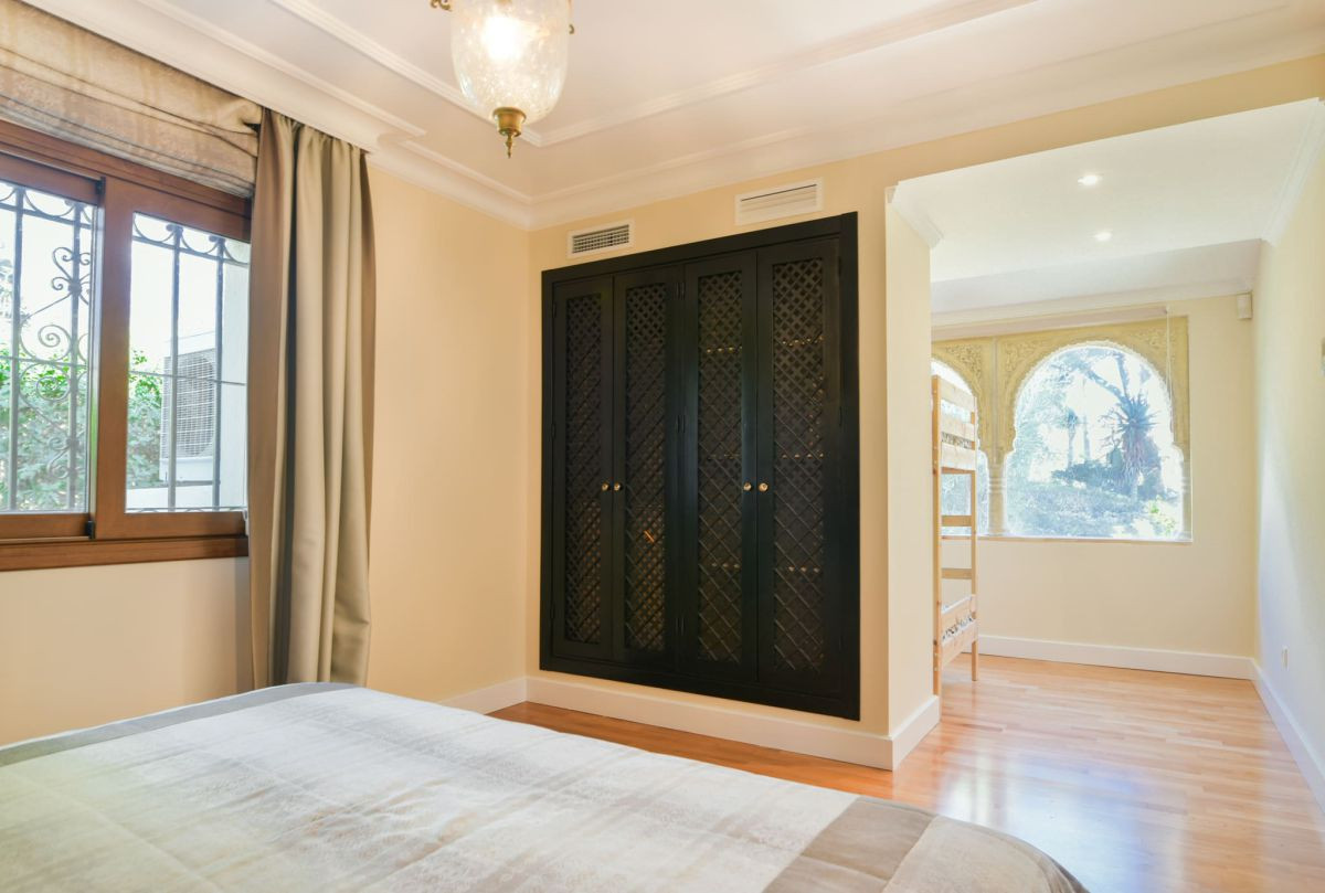 Villa in Rio Real, Malaga, Spanien 5 Schlafzimmer, 497 m2 Nr. 53457