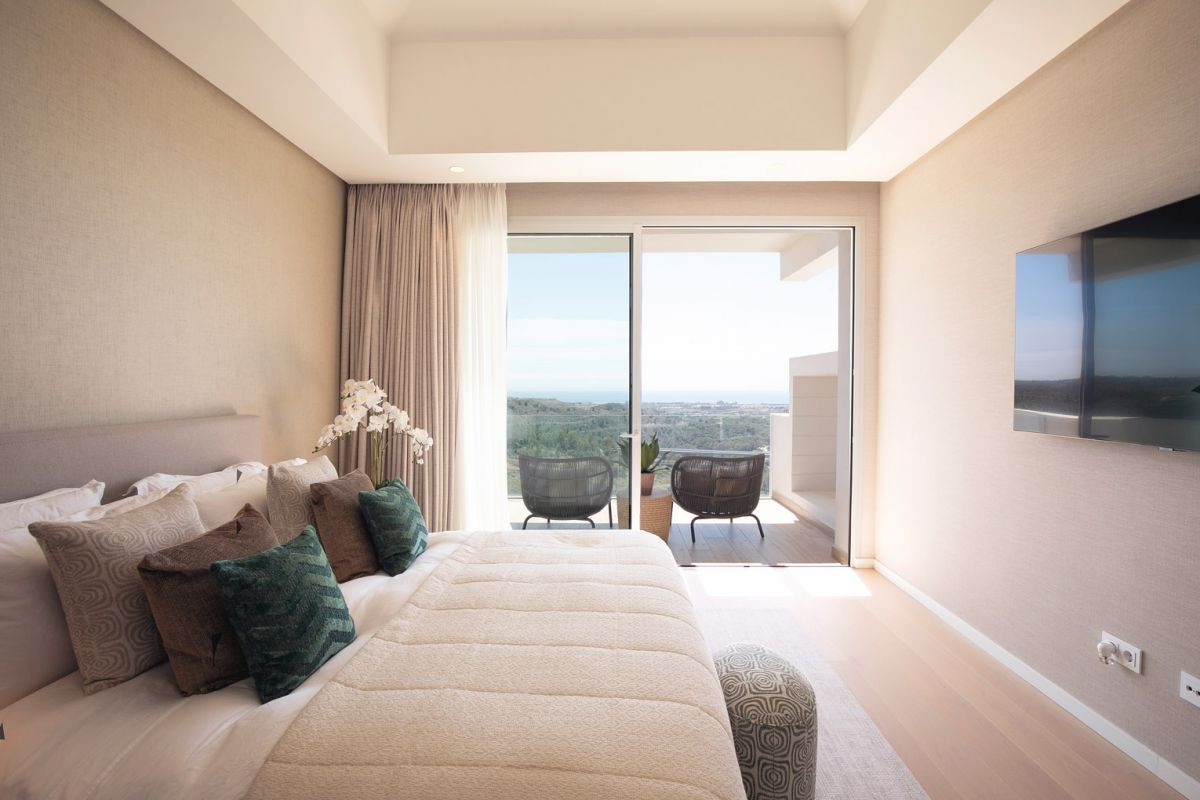 Kattohuoneisto Benahavis, Malaga, Espanja 4 makuuhuonetta, 376 m2 No. 53411