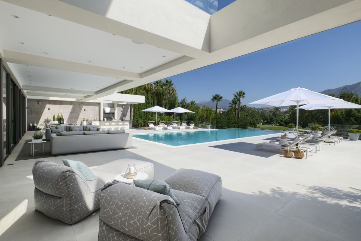 Villa i Nueva Andalucia, Malaga, Spanien 9 sovrum, 1197 kvm. Nr. 53389