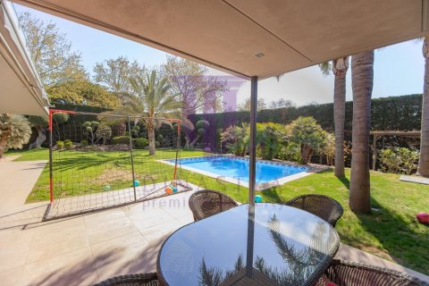 Villa for sale in Vilafortuny, Tarragona, Spain 4 bedrooms, 350 sq.m. No. 53647 - photo 5