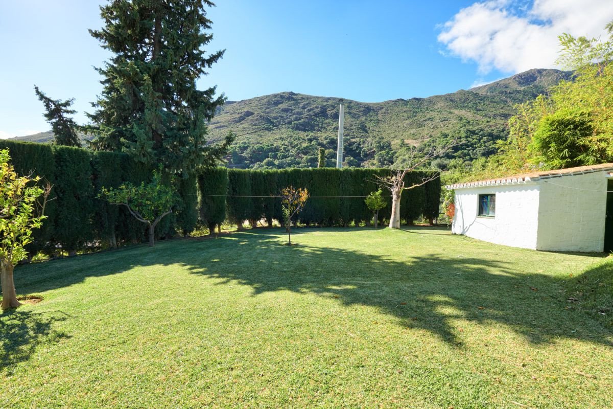 Huvila Estepona, Malaga, Espanja 2 makuuhuonetta, 259 m2 No. 53368