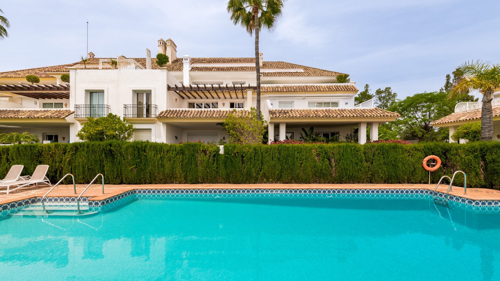 Dzīvoklis Marbella Golden Mile, Malaga, Spānijā 3 istabas, 138 m2 Nr. 53528