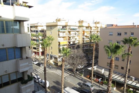 Apartment for rent in Salou, Tarragona, Spain 1 bedroom, 42 sq.m. No. 53625 - photo 15