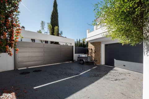 Villa for sale Marbella Golden Mile, Malaga, Spain 5 bedrooms, 714 sq.m. No. 53458 - photo 10