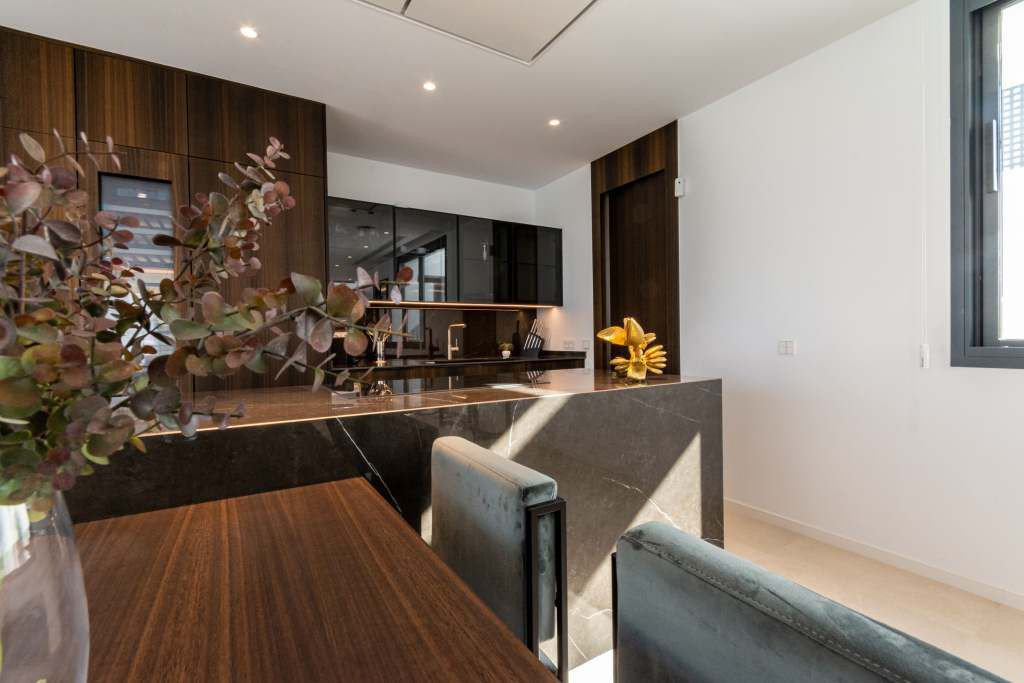 Villa in Nueva Andalucia, Malaga, Spanien 4 Schlafzimmer, 440 m2 Nr. 53400
