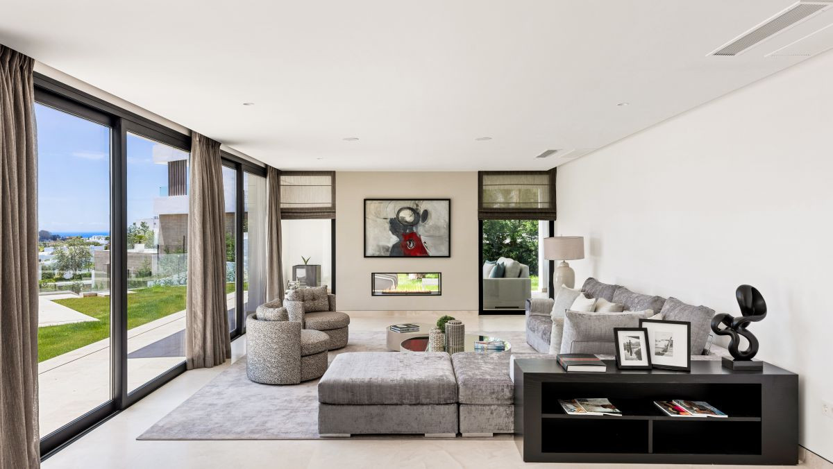 Villa à La Alqueria-El Paraíso, Malaga, Espagne 5 chambres, 862 m2 No. 53380