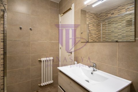 Apartment for sale in Salou, Tarragona, Spain 2 bedrooms, 66 sq.m. No. 53634 - photo 24