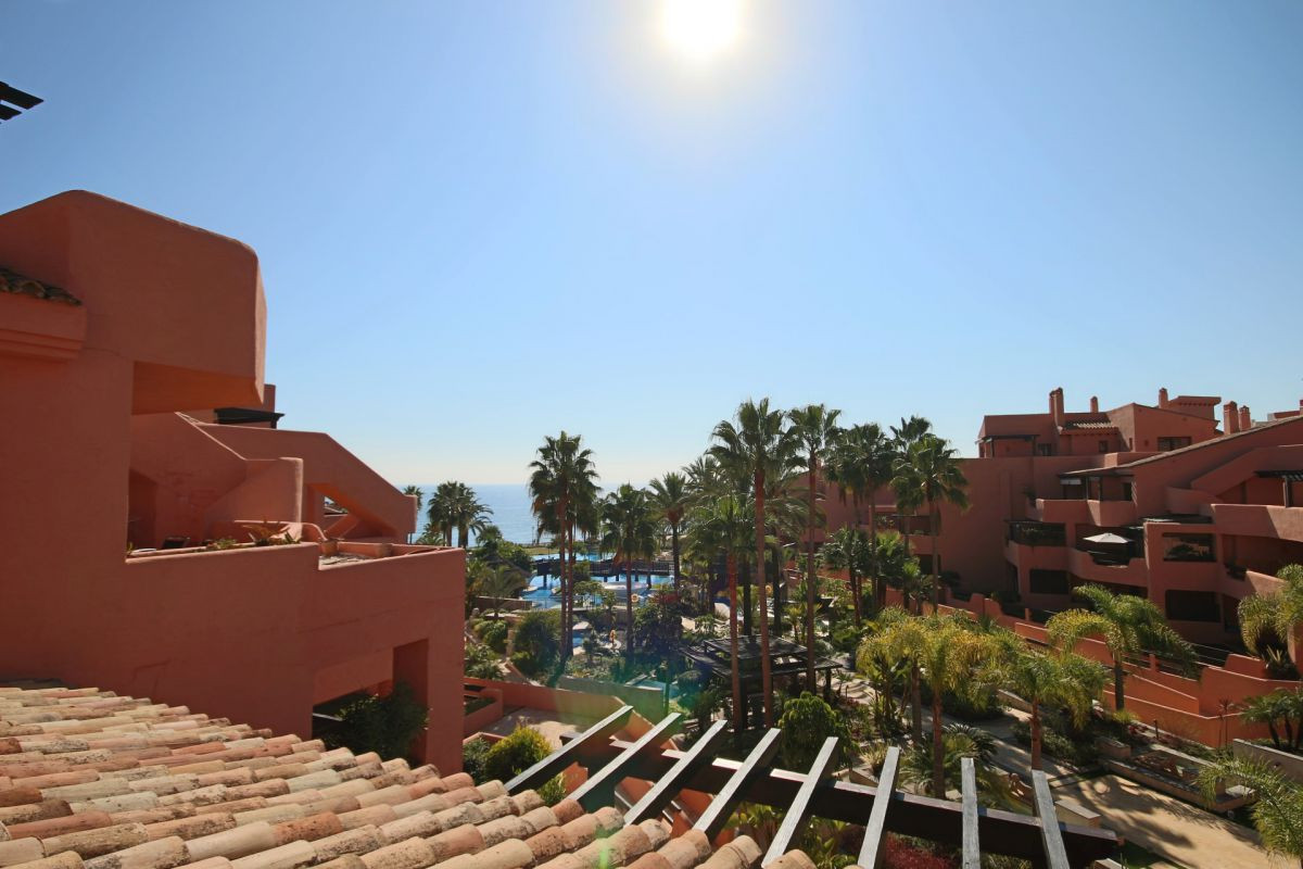 Apartament w Estepona, Malaga, Hiszpania 3 sypialnie, 183 mkw. nr 53399