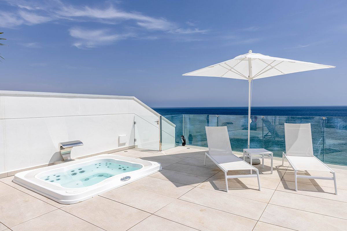 Wohnung in Estepona, Malaga, Spanien 4 Schlafzimmer, 230 m2 Nr. 53429