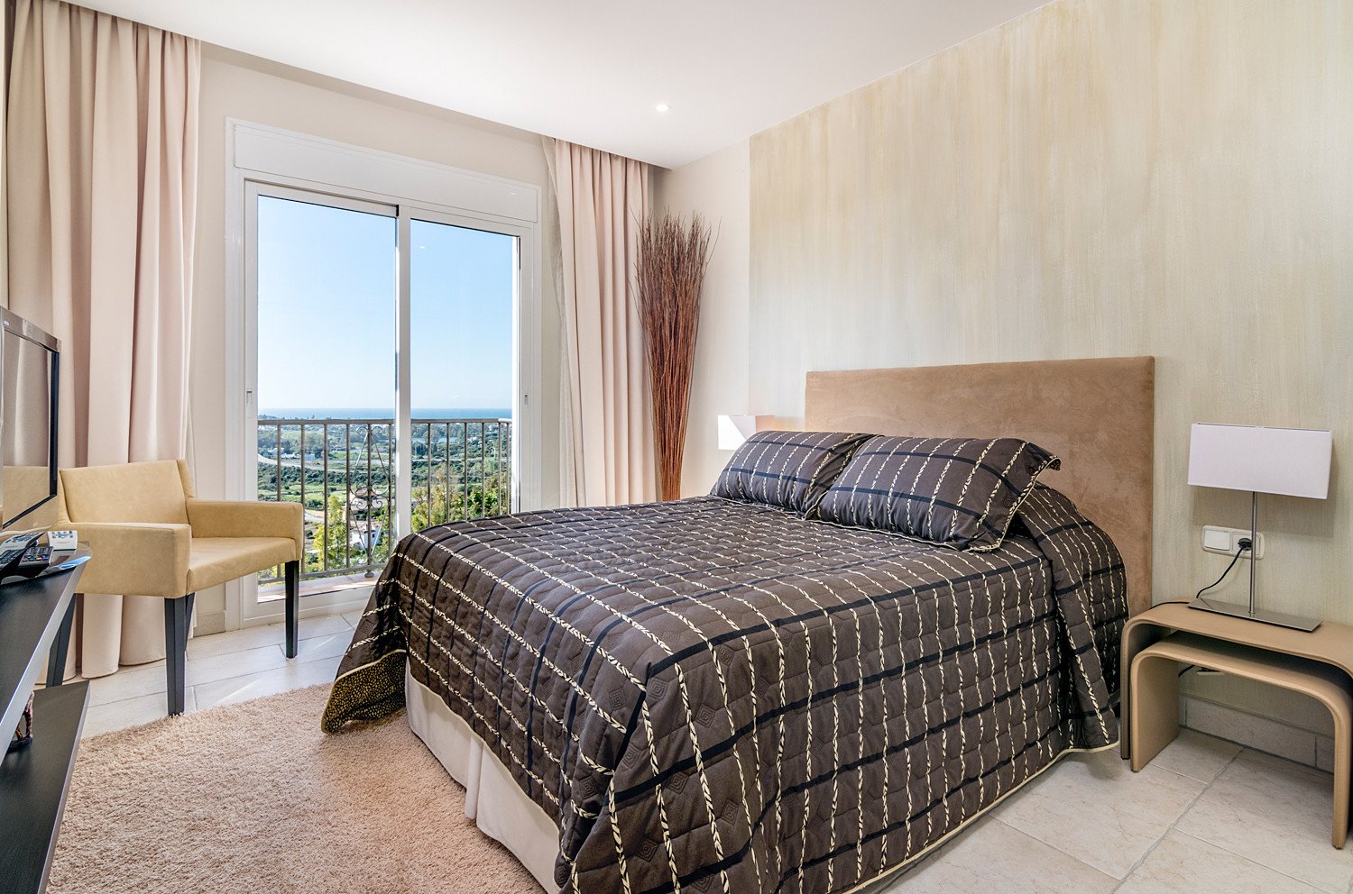 Penthouse in Benahavis, Malaga, Spain 3 bedrooms, 190 sq.m. No. 53524