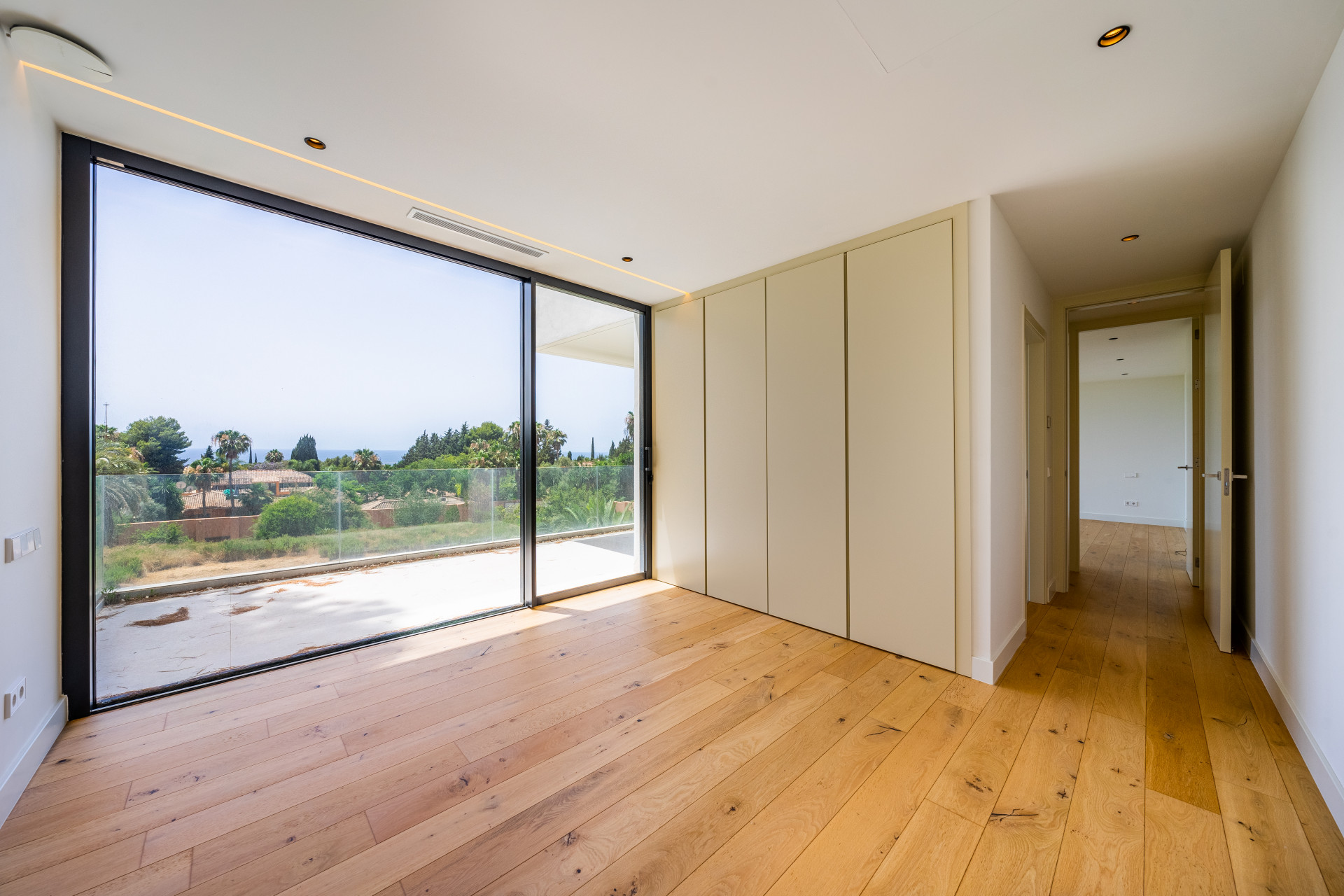 Villa i Manchones Nagueles, Malaga, Spanien 5 sovrum, 672 kvm. Nr. 53557