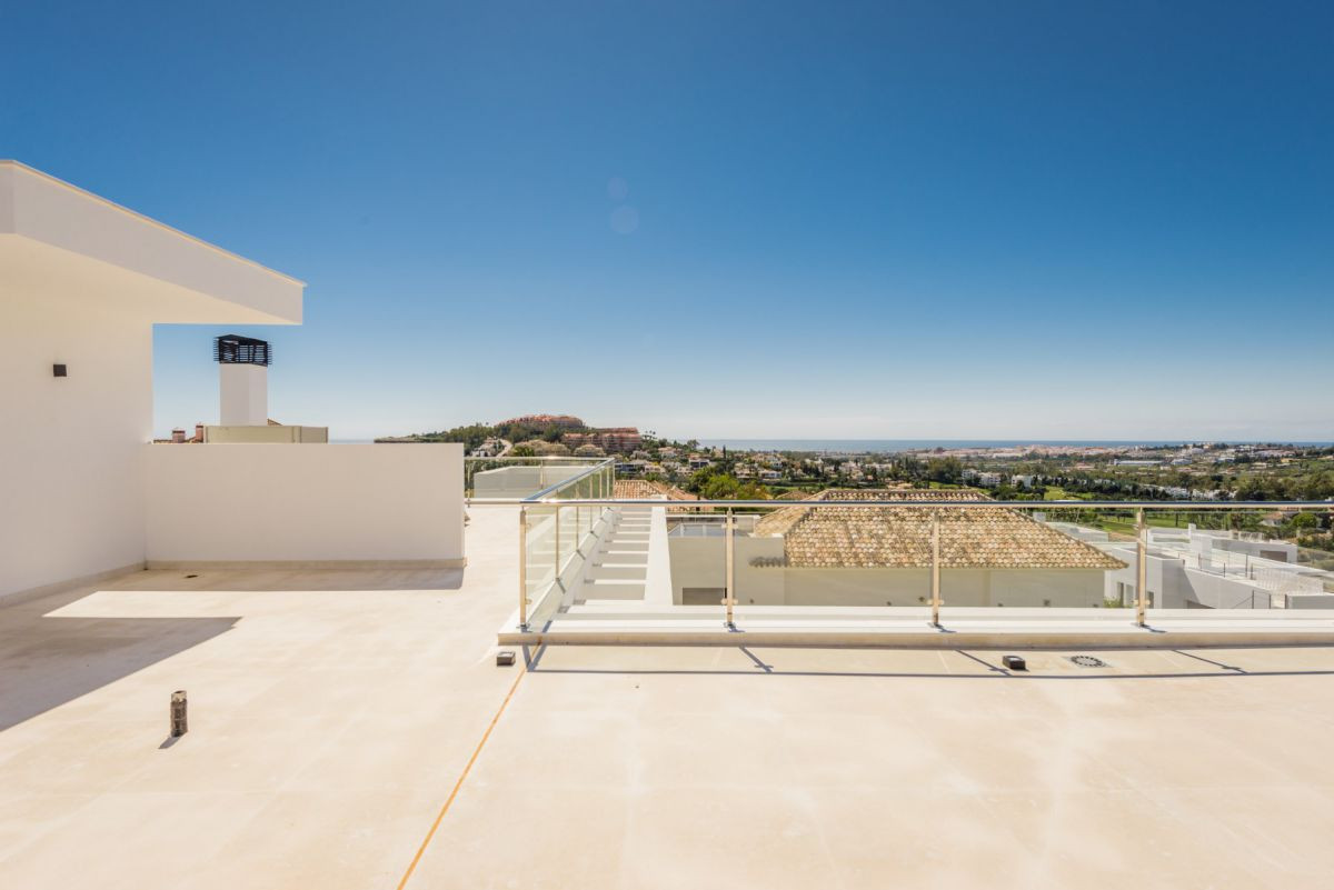 Willa w Nueva Andalucia, Malaga, Hiszpania 4 sypialnie, 749 mkw. nr 53398