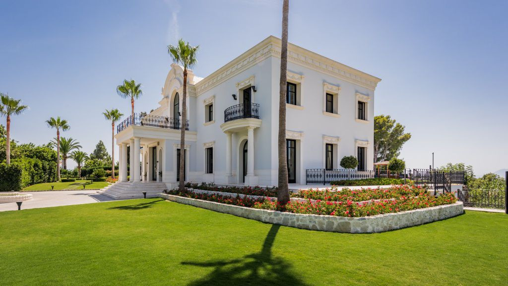 Huvila Hacienda Las Chapas, Malaga, Espanja 7 makuuhuonetta, 1190 m2 No. 53469