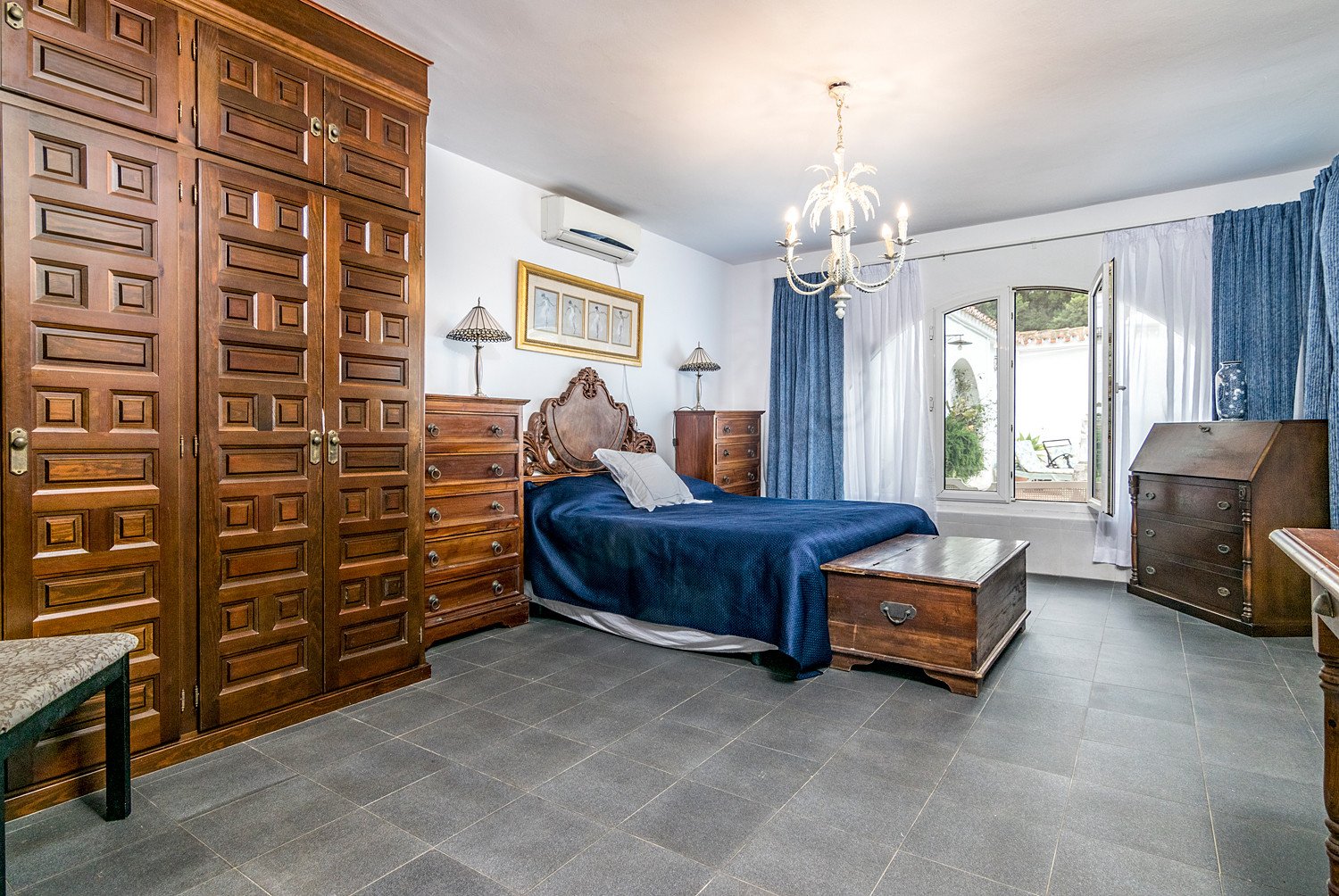 Villa in Estepona, Malaga, Spanien 4 Schlafzimmer, 313 m2 Nr. 53533