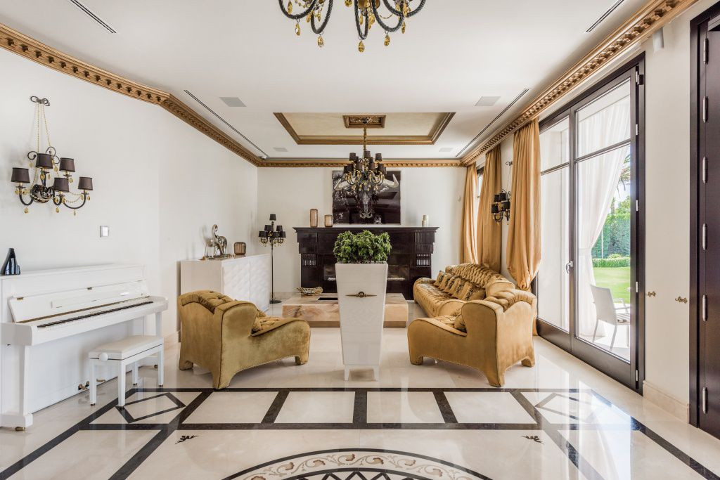 Huvila Hacienda Las Chapas, Malaga, Espanja 7 makuuhuonetta, 1190 m2 No. 53469