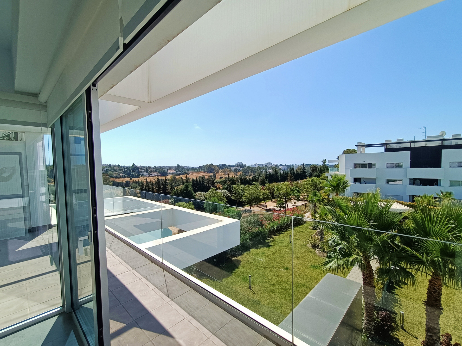 Attico a Estepona, Malaga, Spagna 2 camere da letto, 120 mq. N° 53573
