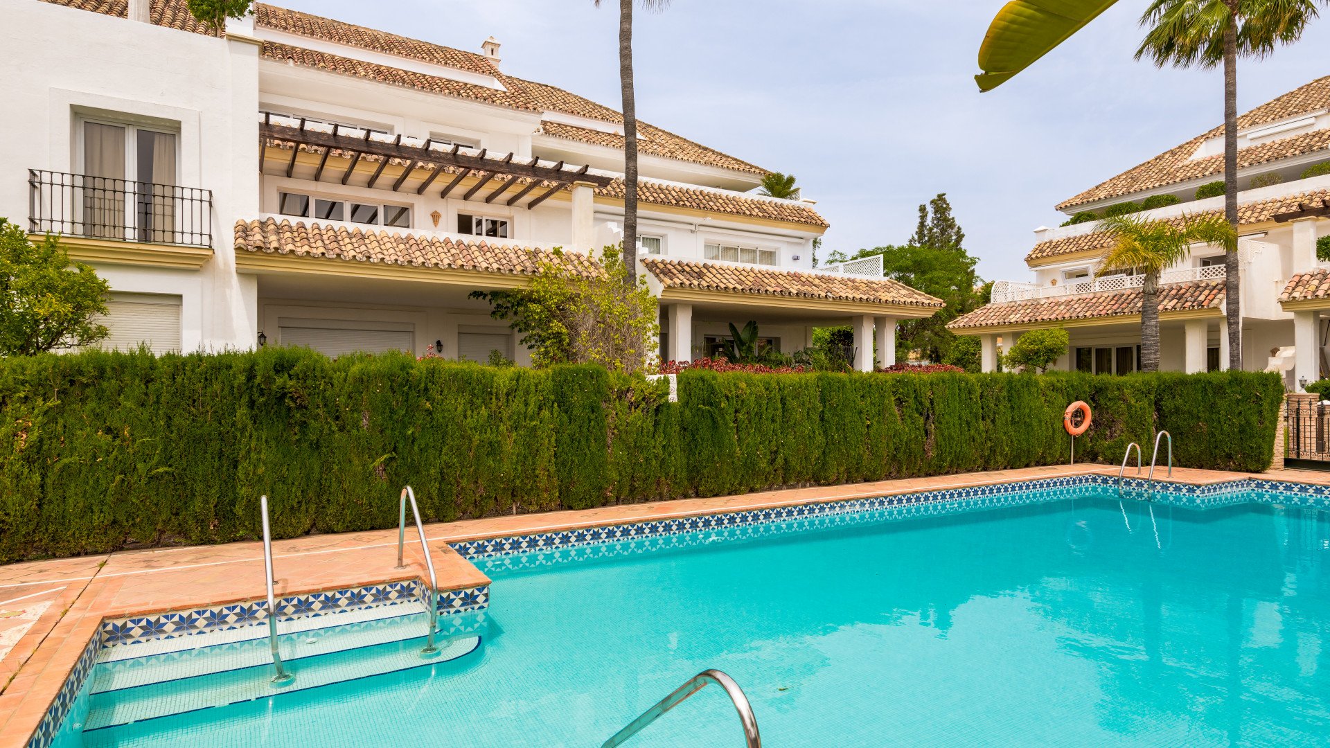 Dzīvoklis Marbella Golden Mile, Malaga, Spānijā 3 istabas, 138 m2 Nr. 53528