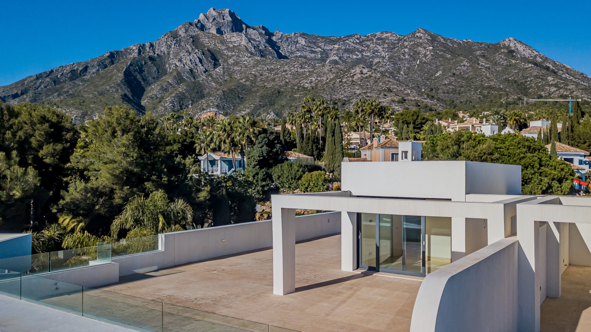 Bliźniak w Marbella Golden Mile, Malaga, Hiszpania 4 sypialnie, 528 mkw. nr 53500